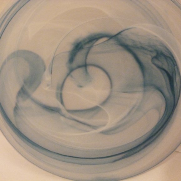 Artisan Ware Art Glass Ice Blue & White Swirl Design Serving Plate / Platter, - Picture 9 of 10
